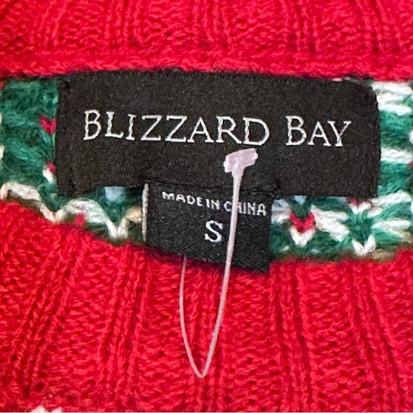 Blizzard Bay “Happy Liftmas” Ugly Christmas men’s festive Sweater size small - Picture 8 of 11